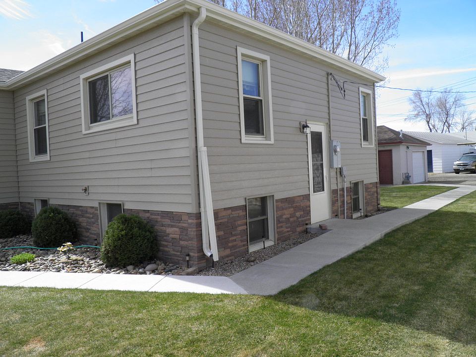 2nd image of 329 W Ames Wye Ave