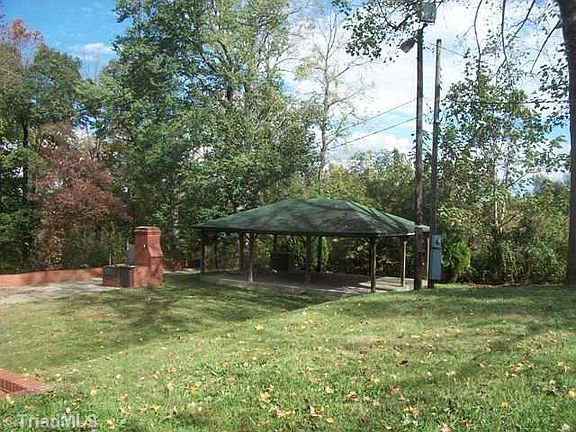 2nd image of 5939 Summit Ave
