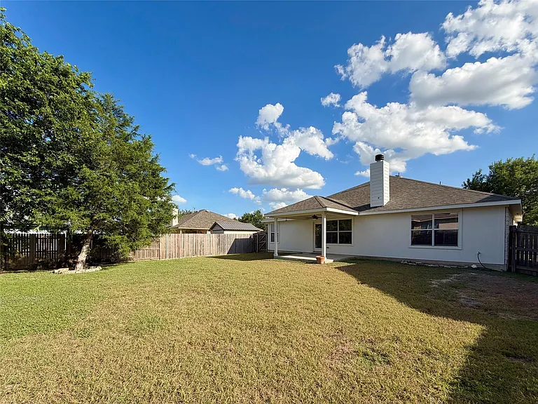 939 Dark Horse Ln — Photo 21