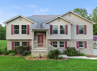 61 Halcomb East Rd, Orlando, KY 40460