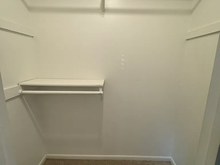 1302 Blueridge Pkwy — Photo 21