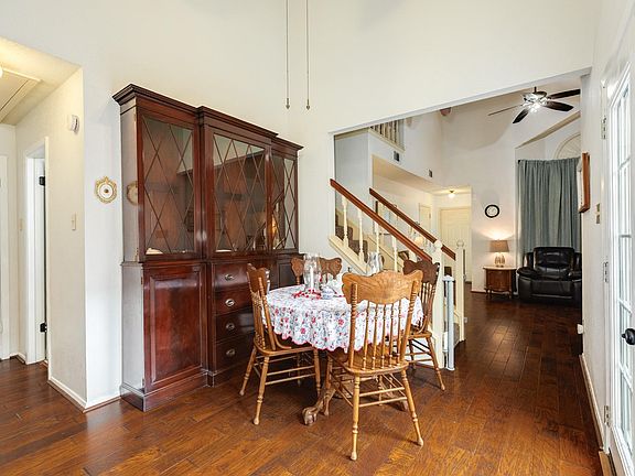 3rd image of 108 Coffee Ln