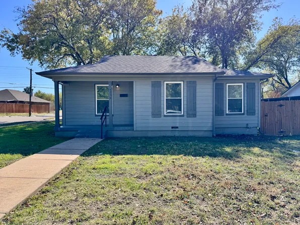 4236 Voncille St, Haltom City, TX 76117
