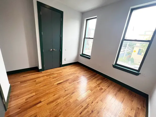 107 Wilson Ave APT 2R, Brooklyn, NY 11237