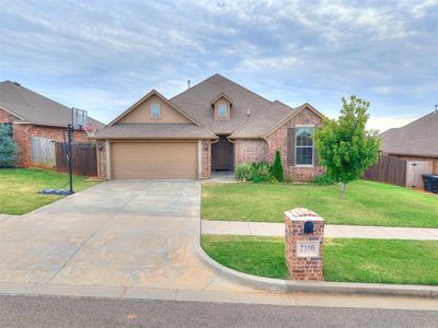 2100 SE 5th St, Moore, OK, 73160