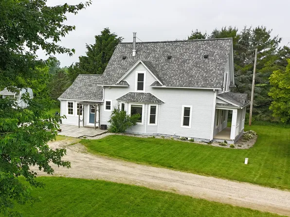12904 Blair St, Holland, MI 49424