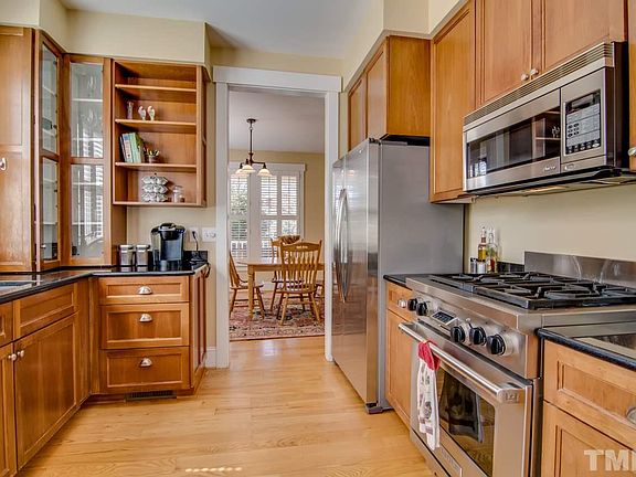 5th image of 120 N Wake St