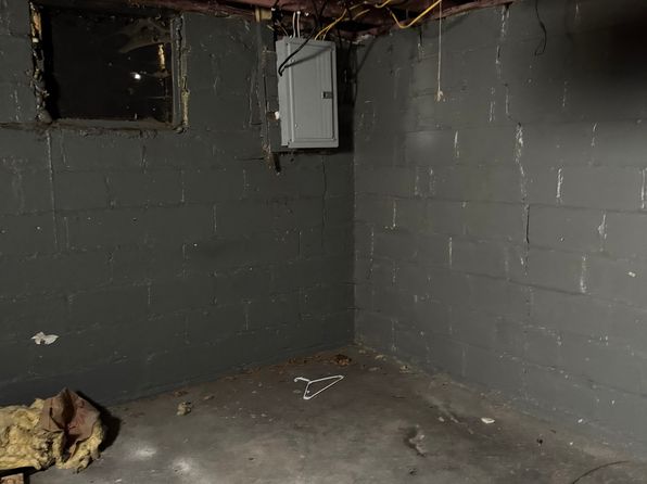 indianapolis-indiana-347130856 picture