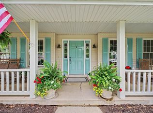 (Undisclosed Address), Mahomet, IL 61853