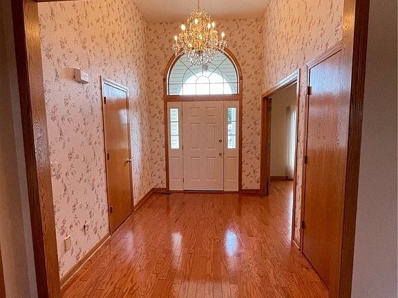 2nd image of 10445 Zona Ln