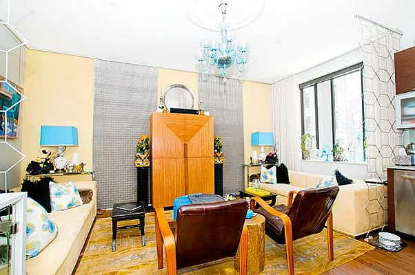 Sold by Park River | media 1