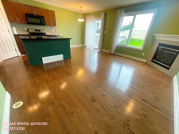 5th image of 15910 10th Ave SW
