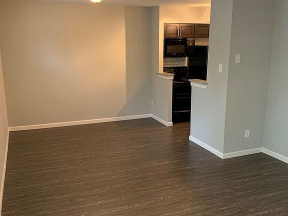5th image of 7221 Anna Ave APT M
