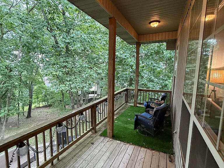 137 Millstone Ct — Photo 12