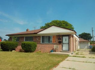 13611 Racine Ct, Warren, MI 48088