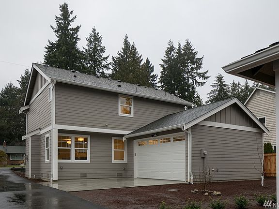2nd image of 1525 NE 171st St