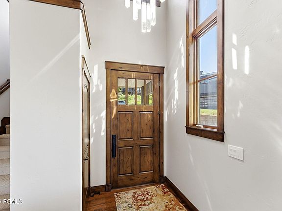 4th image of 1491 April Mountain Dr
