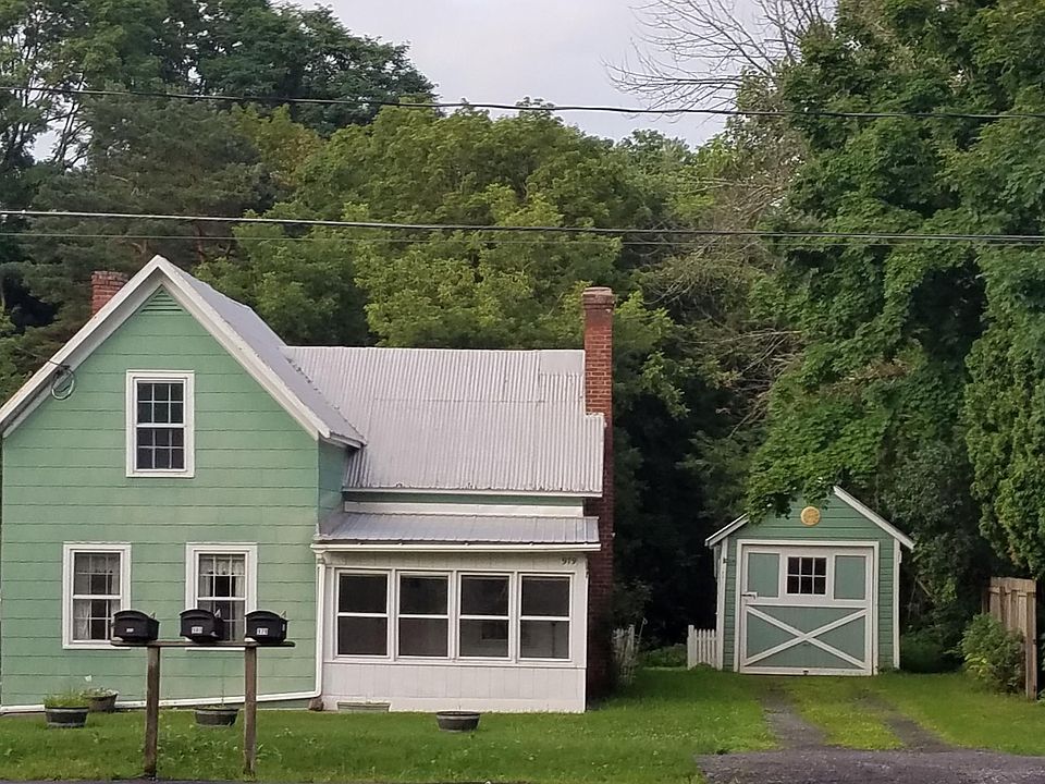 1st image of 979 Main St