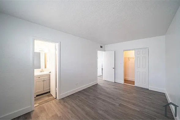 3721 SW 60th Ter — Photo 21