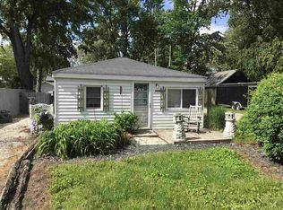 408 W Wilson Ave, Silver Lake, IN 46982