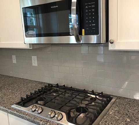 5th image of 2939 Centennial Dr