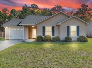 104 Lake Wisteria Dr, Kingsland, GA 31548