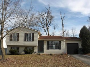 5067 Sanderson Dr, Columbus, OH 43228