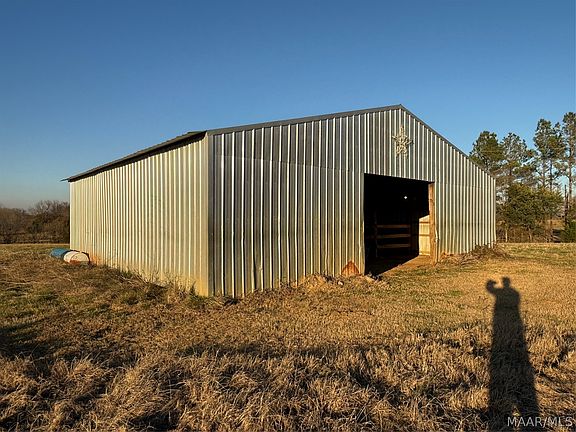 3rd image of 5909 Hobbie Rd