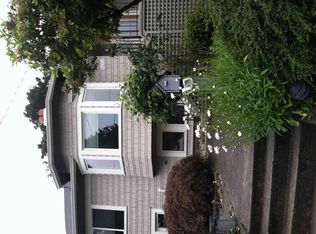 634 NE Banner Pl, Seattle, WA 98115