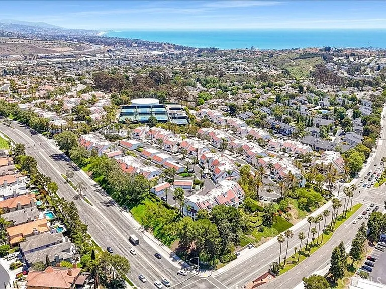 13 La Paloma — Photo 35