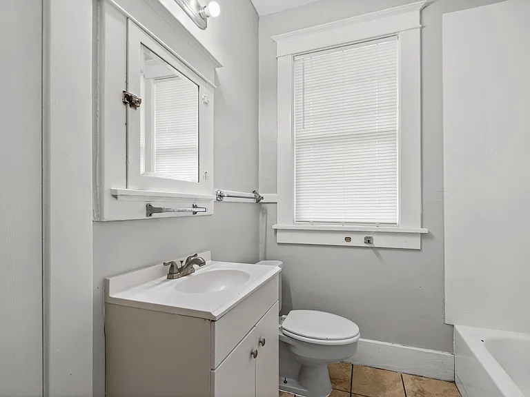 3562 Midland Ave — Photo 13
