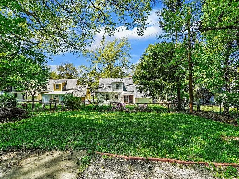 1130 Haselton Rd — Photo 21
