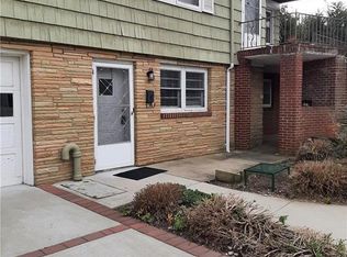 90 Mohawk Ave, East Atlantic Beach, NY 11561