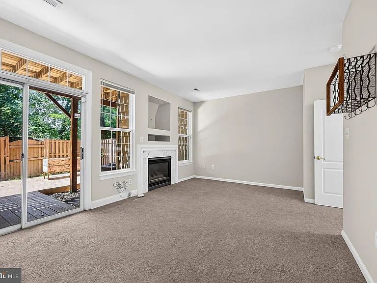 967 Herons Run Ln — Photo 9