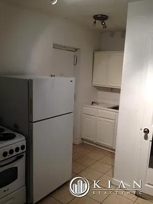 Rented by Kian Realty | media 21