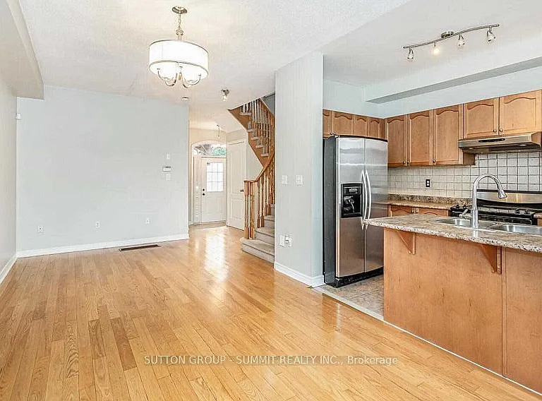 3330 Fountain Park Ave — Photo 4