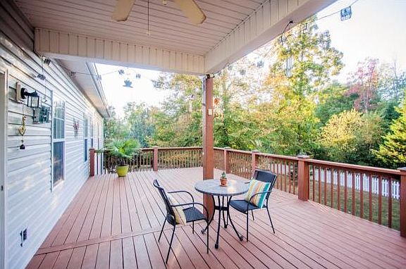 5th image of 106 Royal Oaks Dr