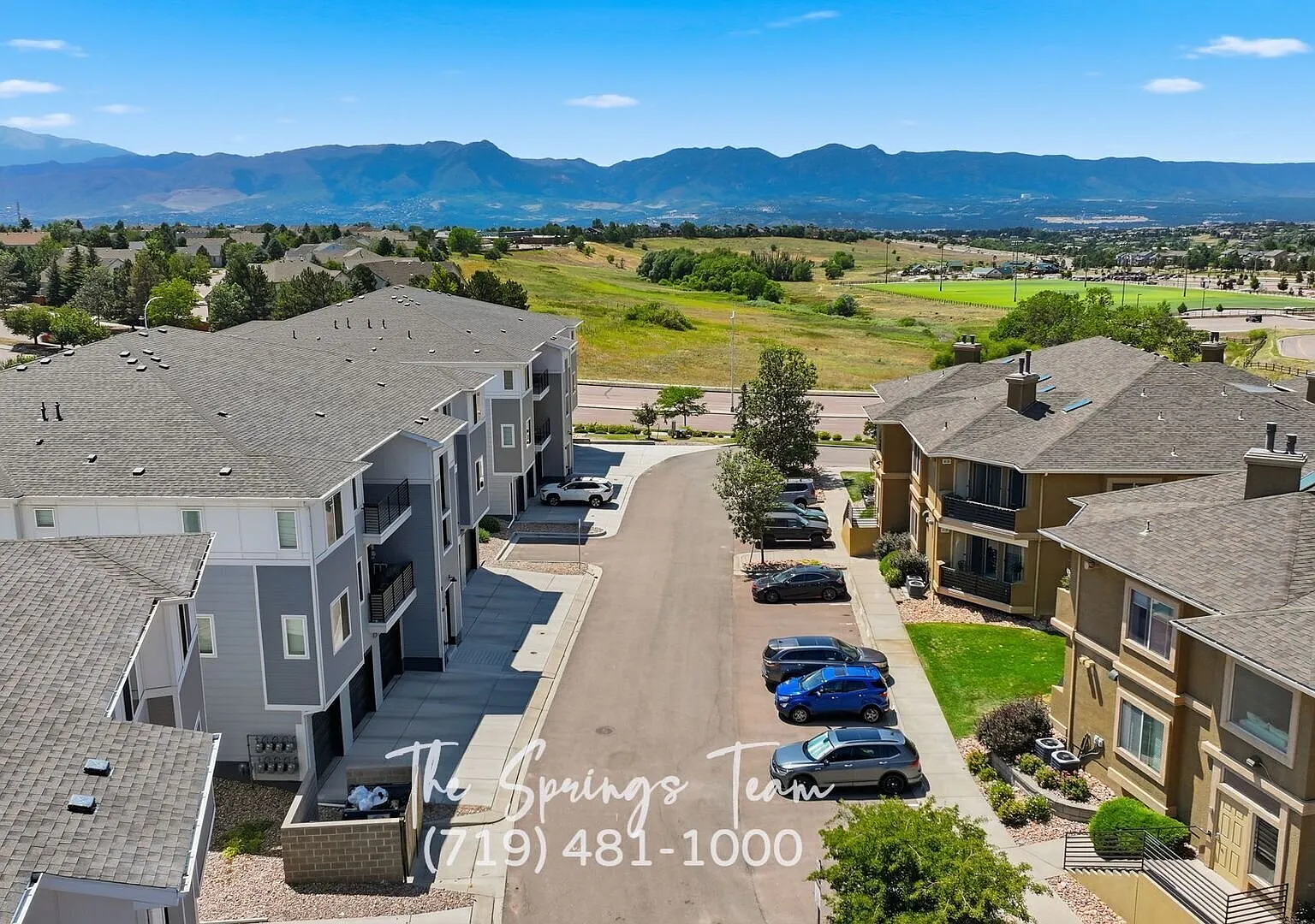 Beautiful 2 Bd Briargate Condo With Mountain Views & Projector! — Photo 1