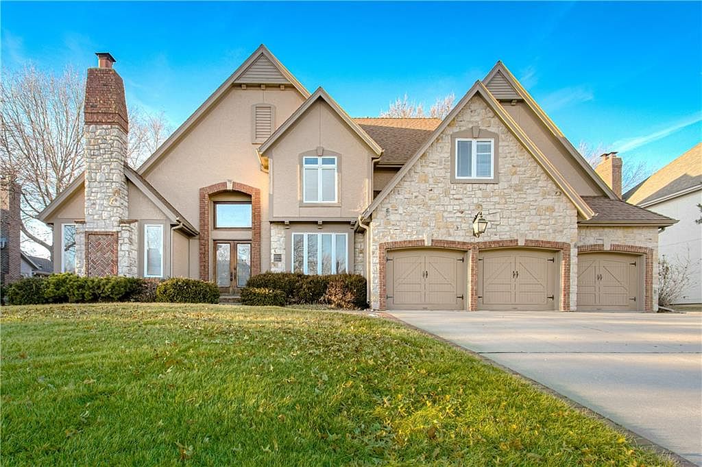13122 Walmer St, Overland Park, KS 66209 Zillow
