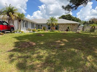 1325 SE Laconia Lane, Port St Lucie, FL 34983