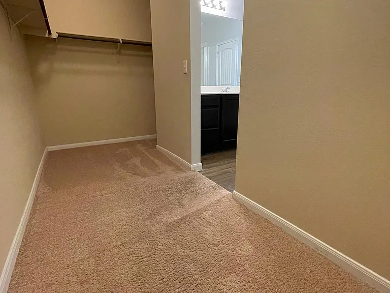 136 Voss — Photo 28