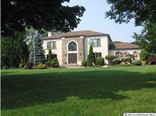28 Regency Way, Manalapan, NJ 07726