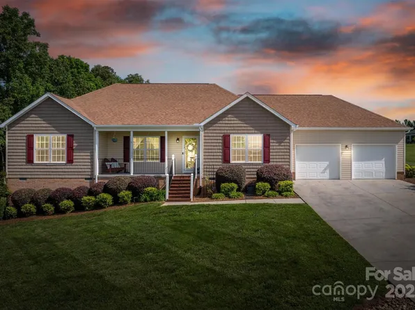 6084 Little River Ct, Granite Falls, NC 28630