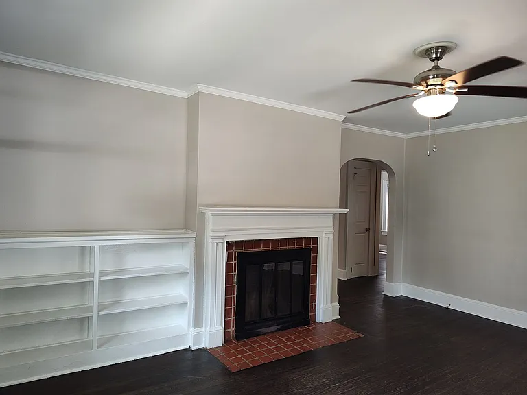 1405 Shamrock Dr — Photo 9