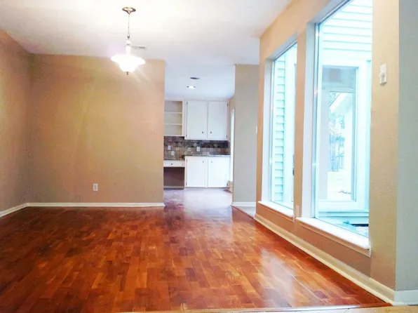 12630 Oak Plaza Dr, Cypress, TX 77429