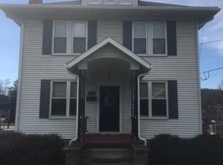 636 4th St, New Martinsville, WV 26155