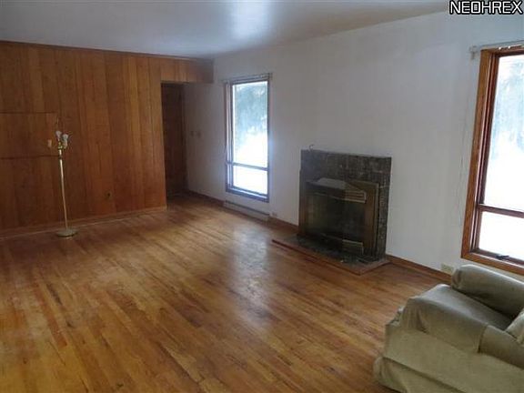 4th image of 1955 Frye Dr