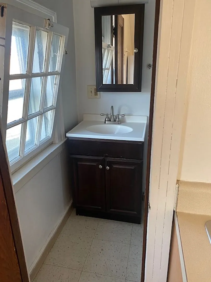 205 Comstock Avenue — Photo 4