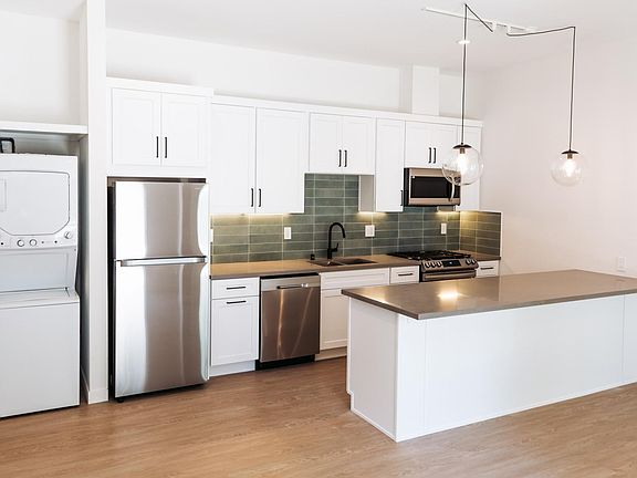 5th image of 1201 Idaho Ave #11