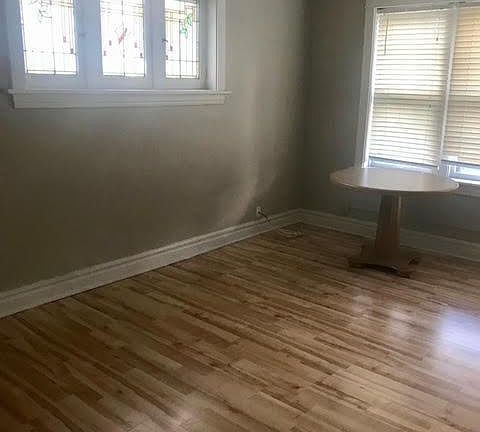 5th image of 5011 Elenore Ave